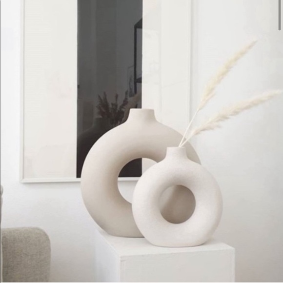 H&M Ceramic circular Vase - Picture 3 of 14